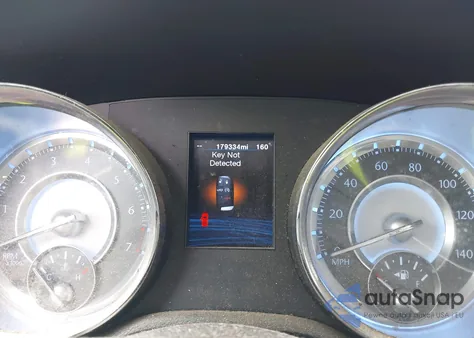 2012 Chrysler 300 Limited z USA, uszkodzony, nr VIN 2C3CCACG0CH277349